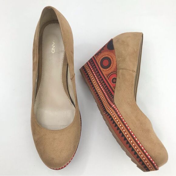 Andrea Tan Suede Tribal Design Slip on Platform Wedge Heel Shoes - Picture 1 of 14
